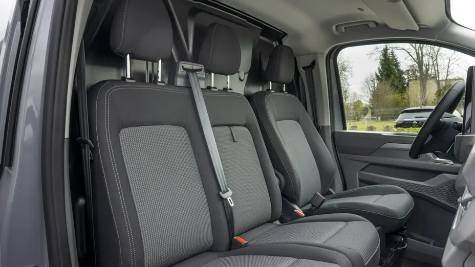 VOLKSWAGEN Transporter -