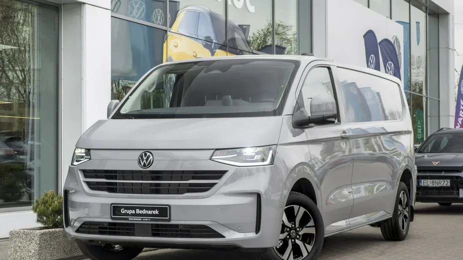 VOLKSWAGEN Transporter -