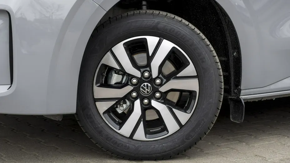 VOLKSWAGEN Transporter -
