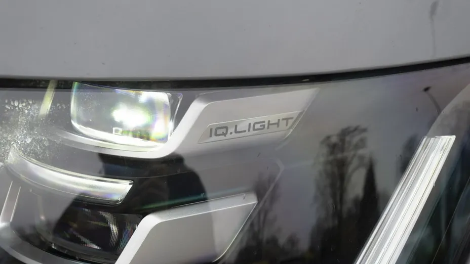VOLKSWAGEN Transporter -