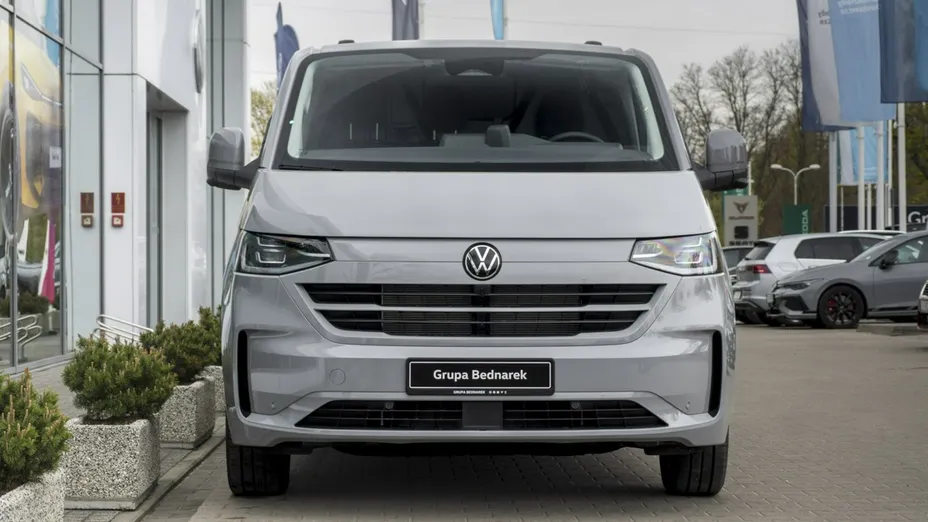 VOLKSWAGEN Transporter -