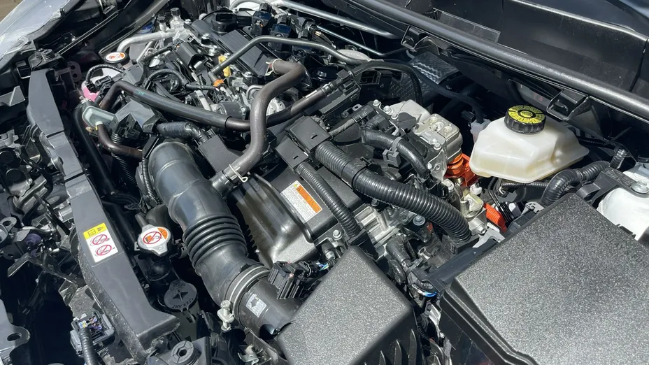 TOYOTA Yaris -