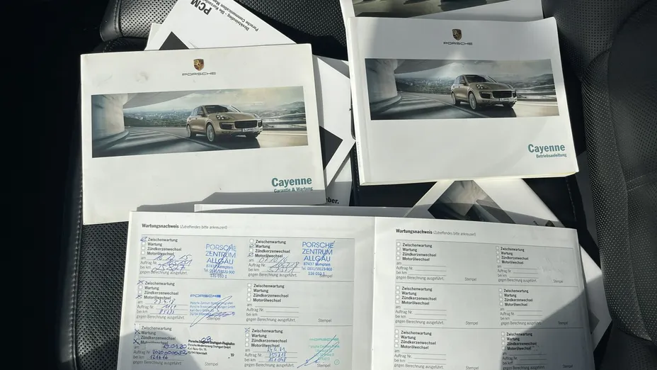PORSCHE Cayenne -