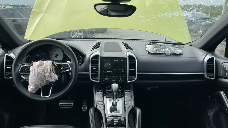 PORSCHE Cayenne -