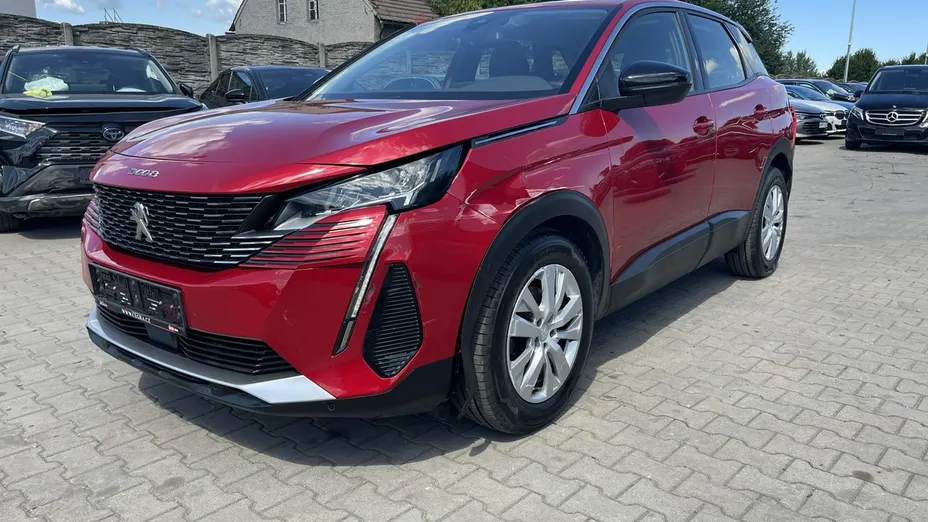 PEUGEOT 3008 -