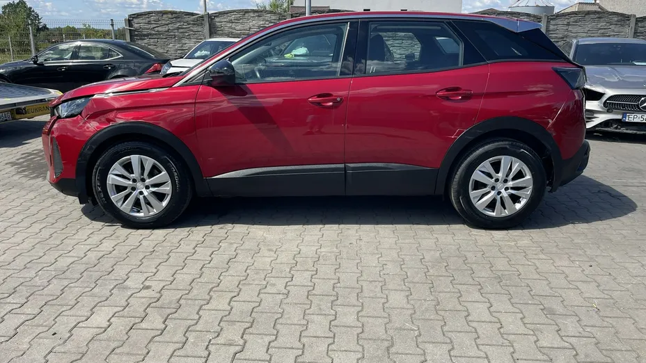 PEUGEOT 3008 -