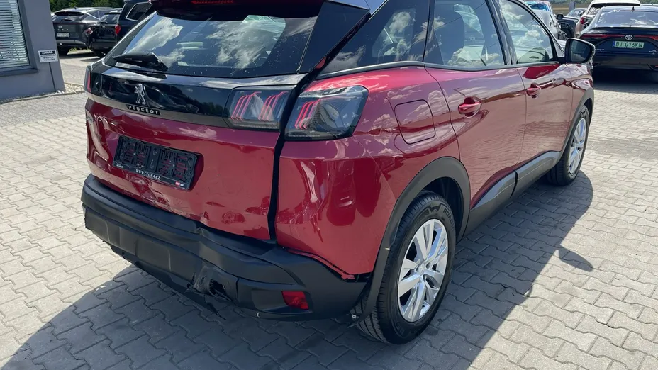 PEUGEOT 3008 -