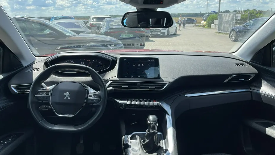 PEUGEOT 3008 -