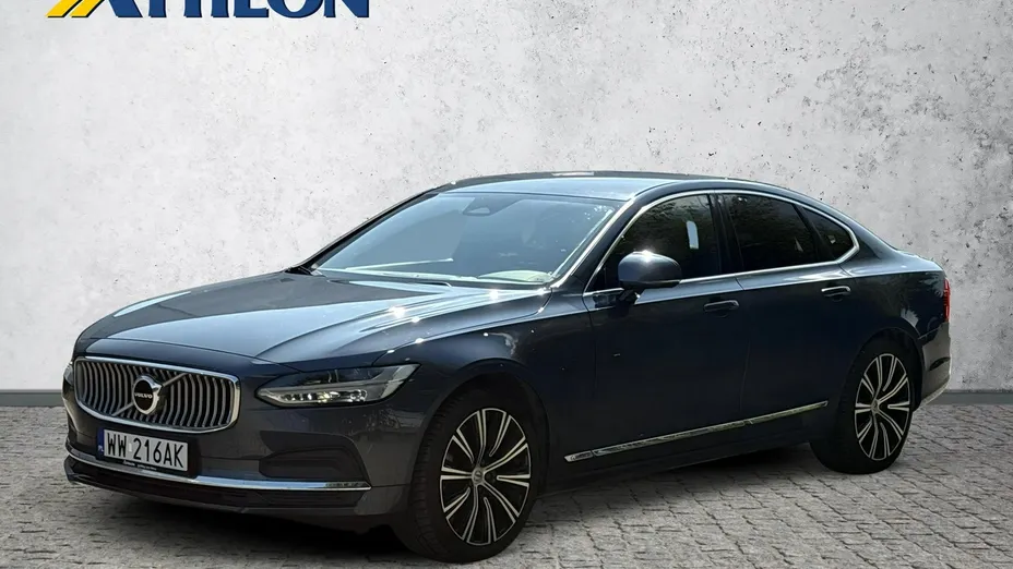 VOLVO S90 -