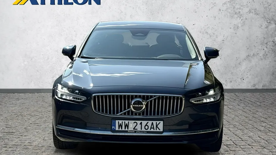 VOLVO S90 -
