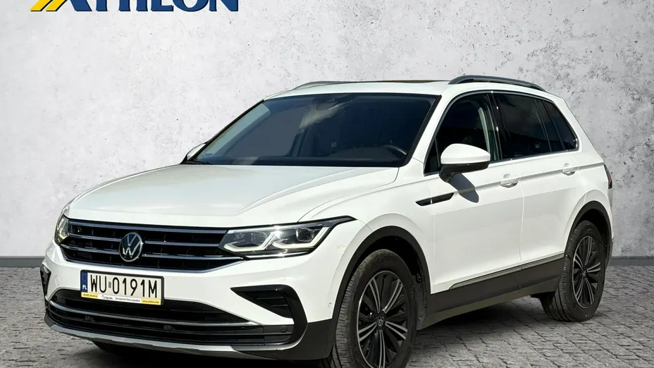 VOLKSWAGEN Tiguan -