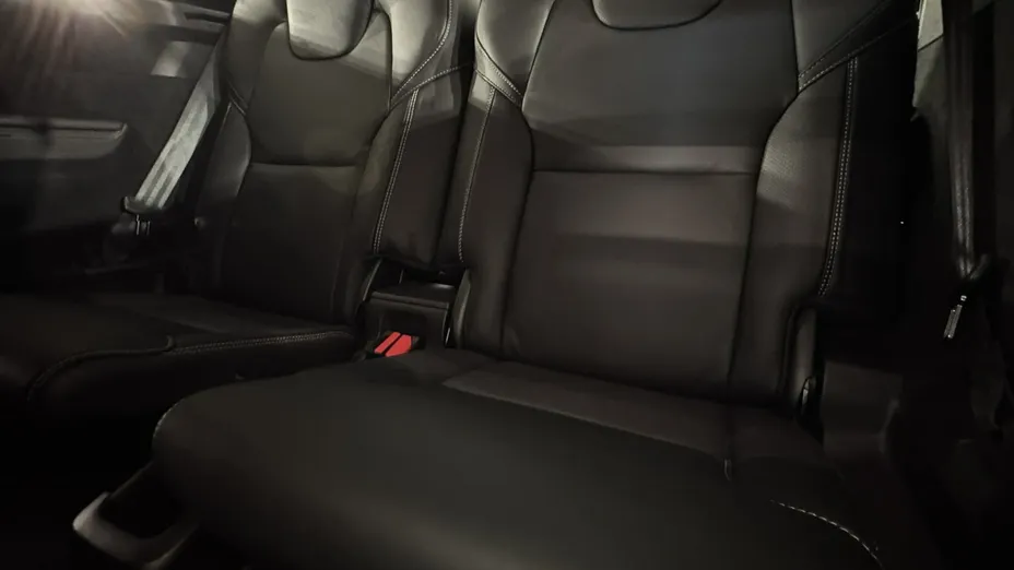 VOLVO XC90 -