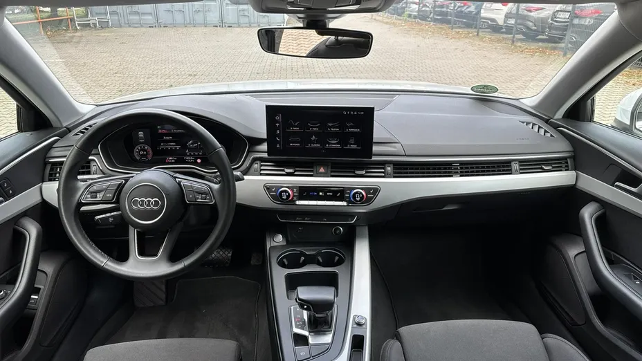 AUDI A4 -