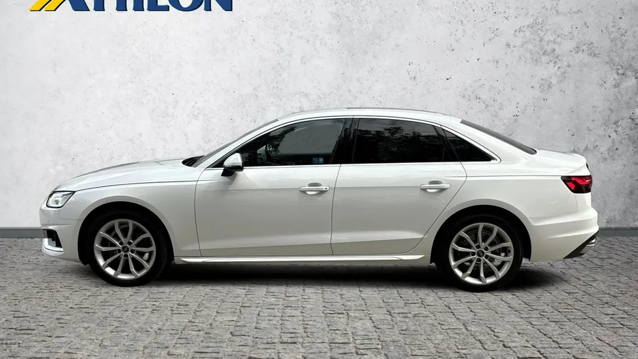 AUDI A4 -