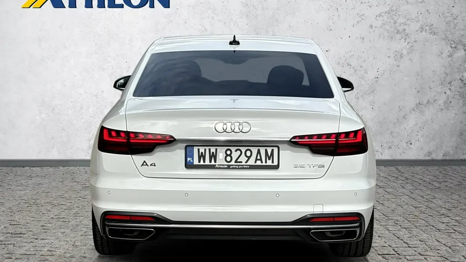 AUDI A4 -
