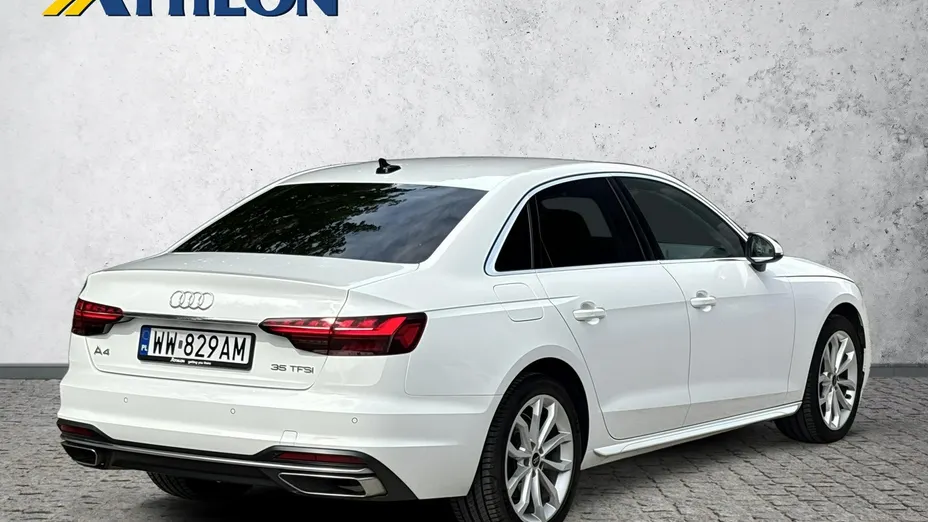 AUDI A4 -