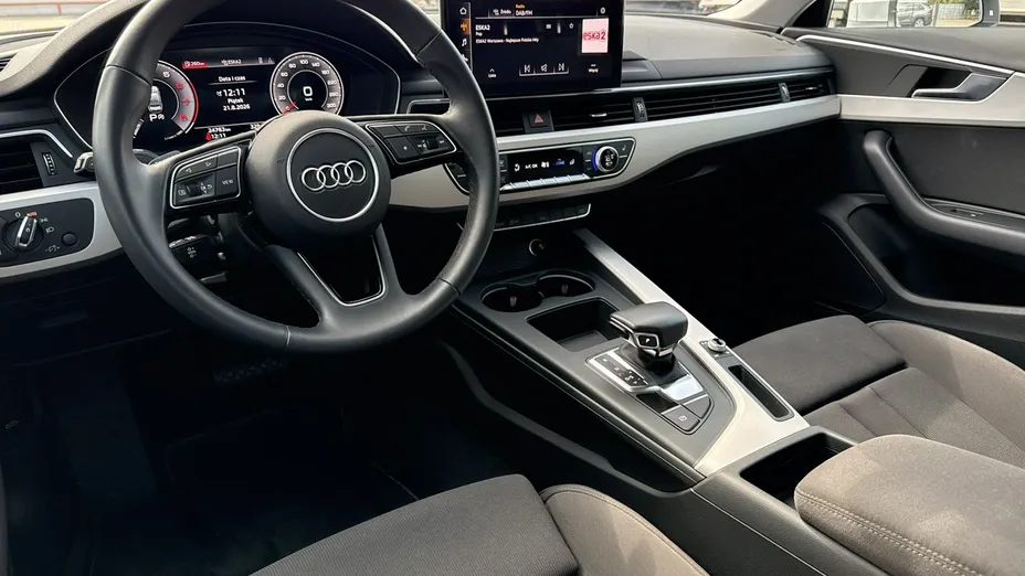 AUDI A4 -