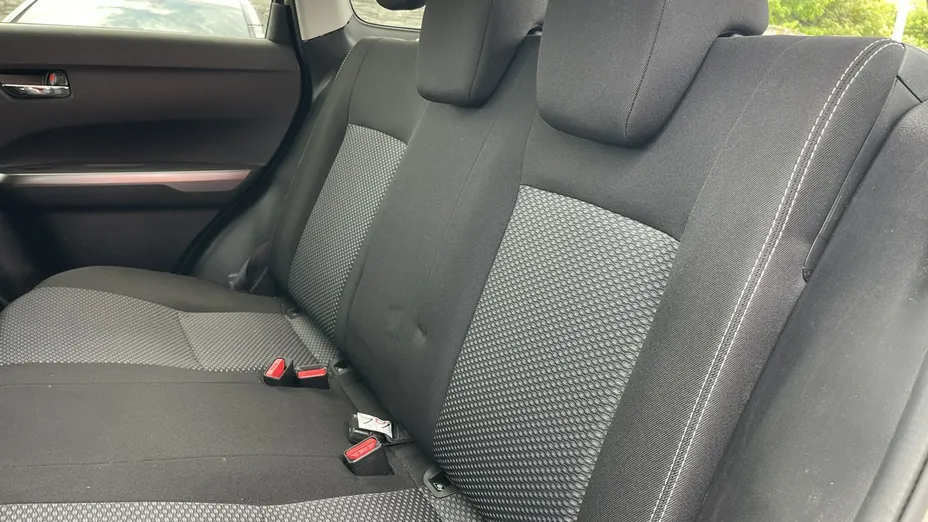 SUZUKI Vitara -