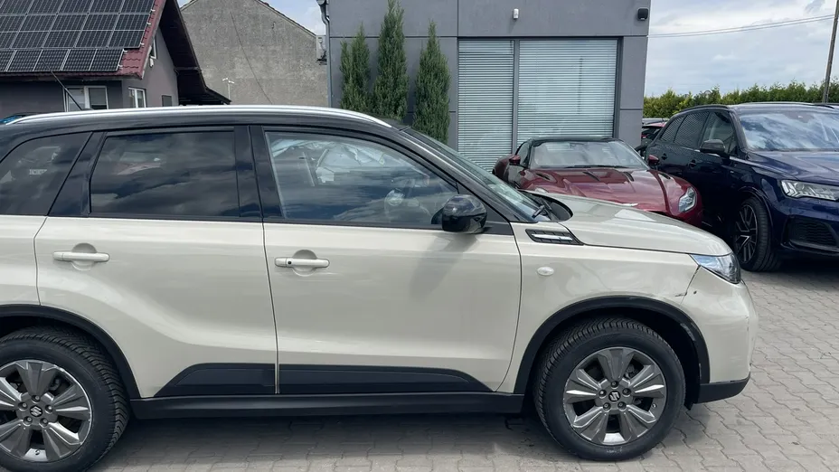 SUZUKI Vitara -