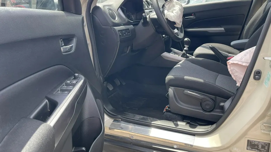 SUZUKI Vitara -