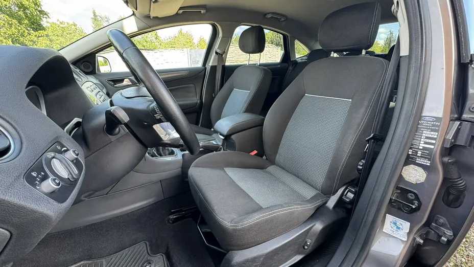 FORD Mondeo -