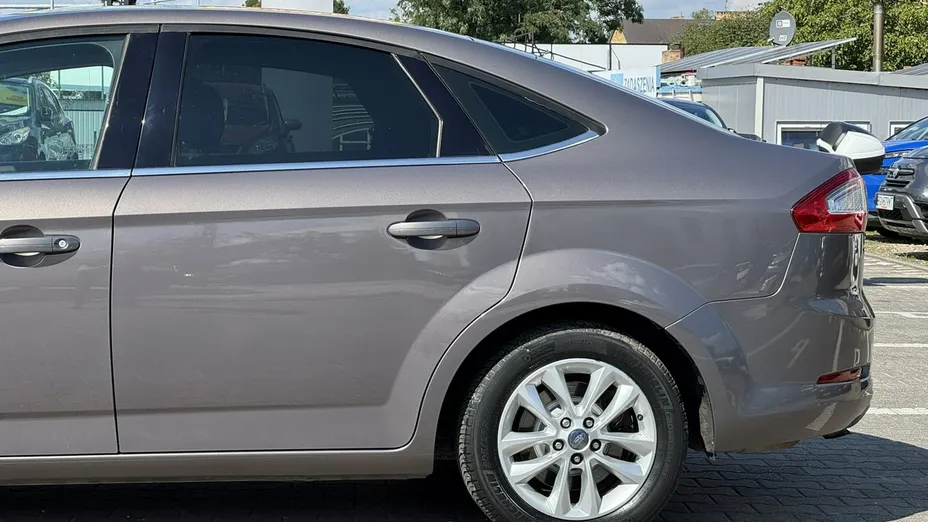 FORD Mondeo -