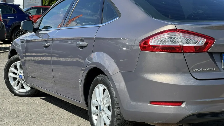 FORD Mondeo -