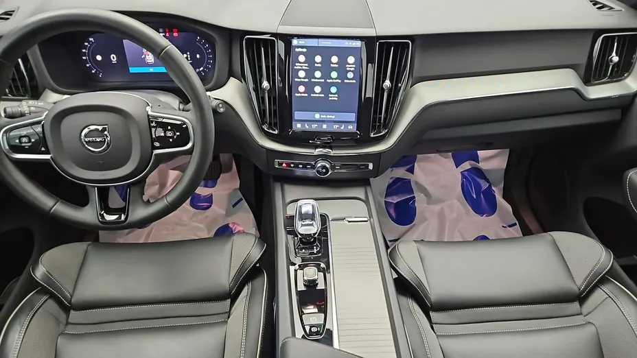 VOLVO XC60 -