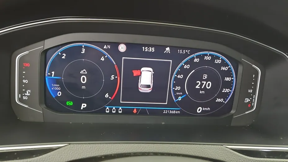VOLKSWAGEN Passat -