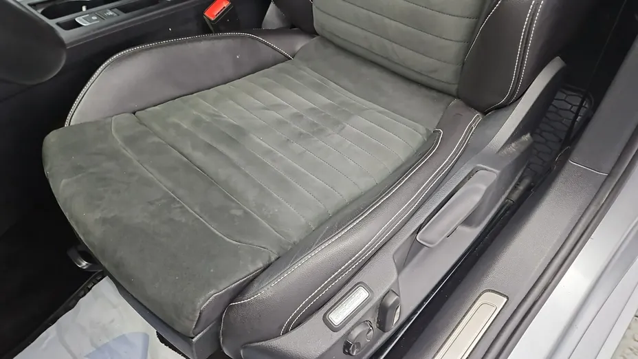 VOLKSWAGEN Passat -