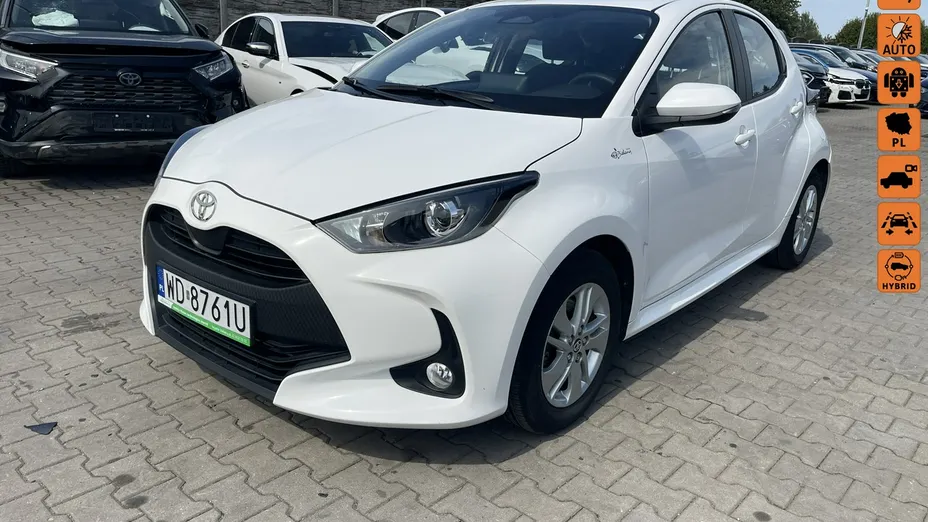 TOYOTA Yaris -