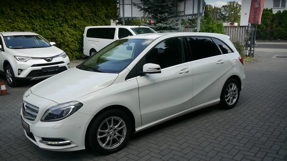 MERCEDES-BENZ B Klasa -