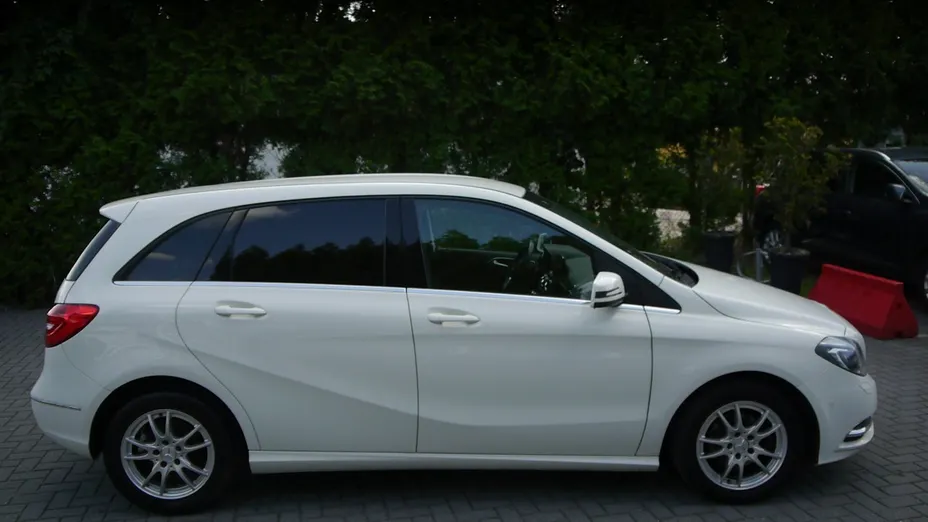 MERCEDES-BENZ B Klasa -