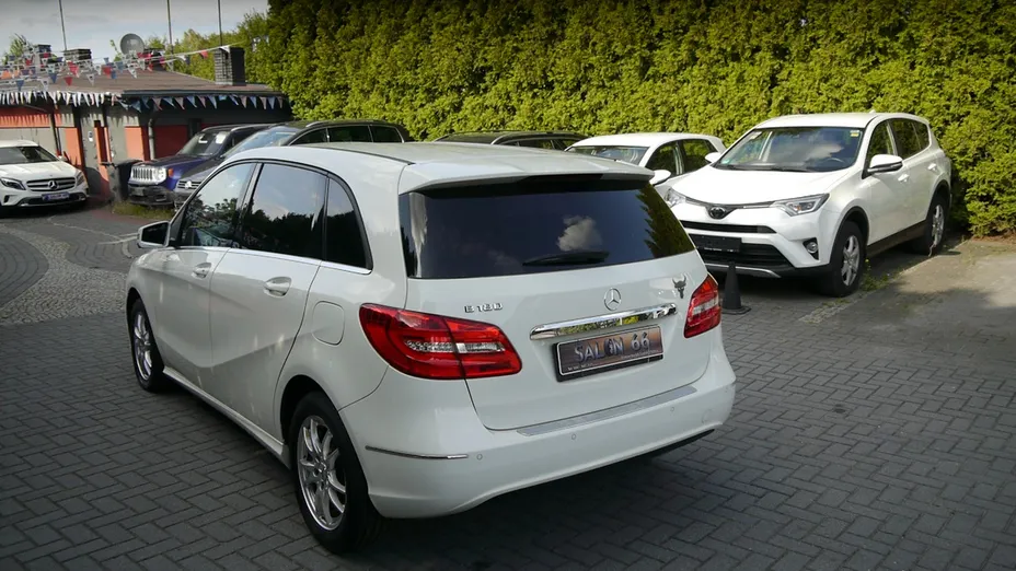 MERCEDES-BENZ B Klasa -