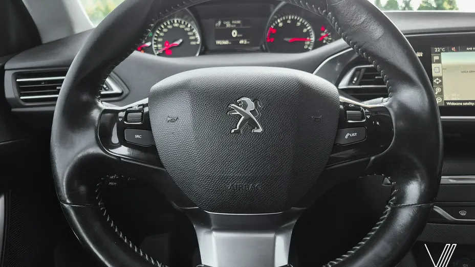PEUGEOT 308 -