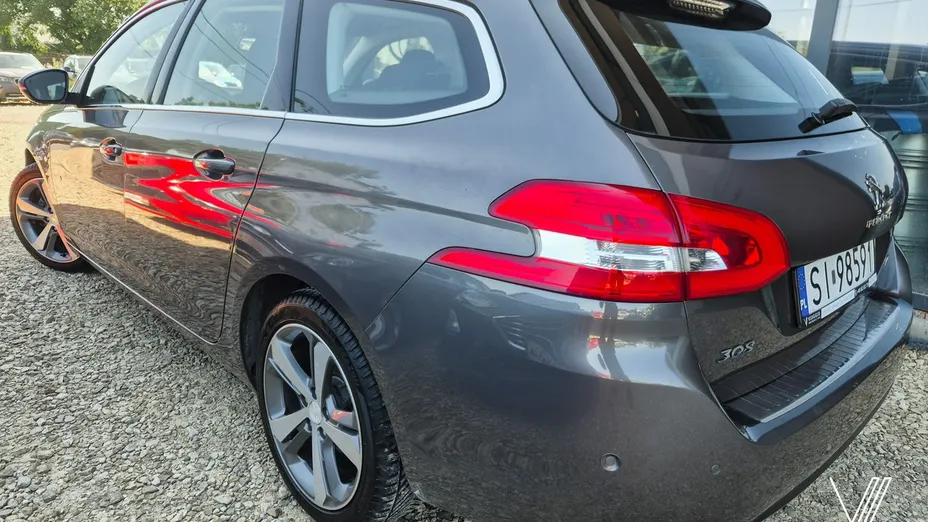 PEUGEOT 308 -
