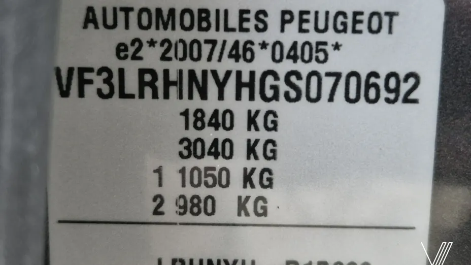 PEUGEOT 308 -