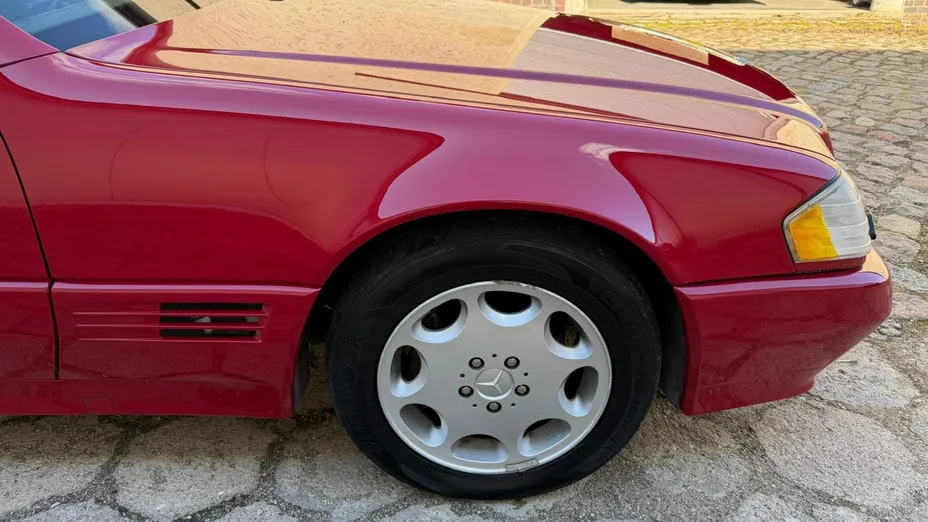 MERCEDES-BENZ SL -