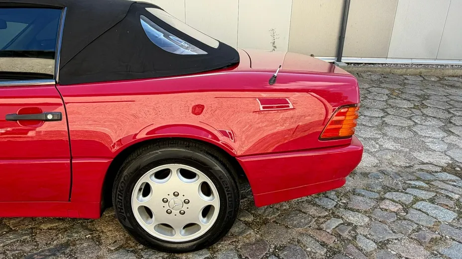 MERCEDES-BENZ SL -