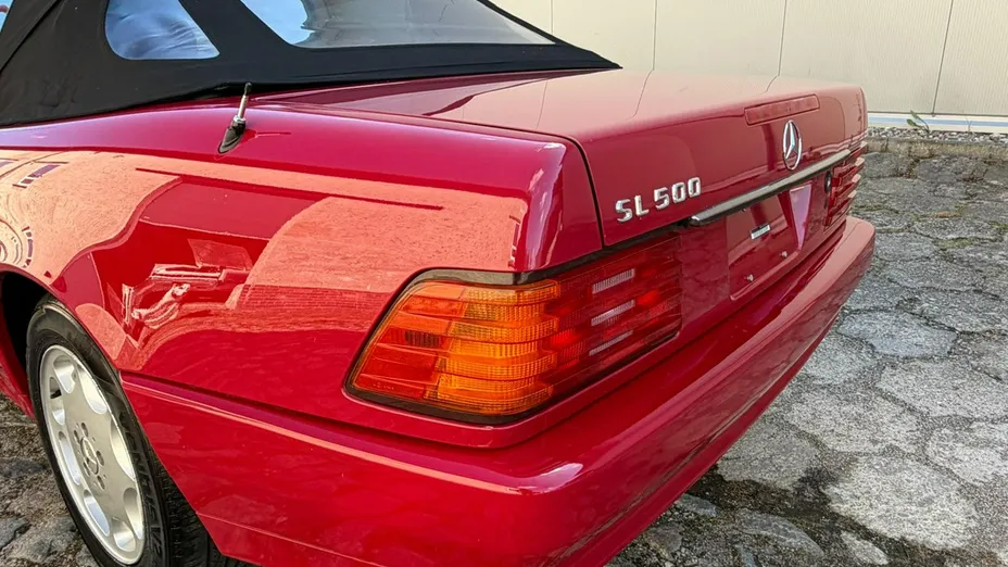 MERCEDES-BENZ SL -