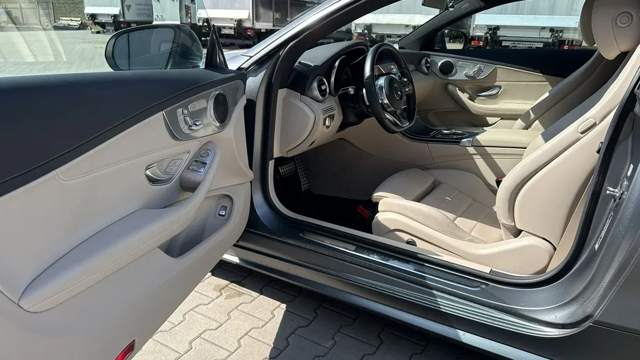 MERCEDES-BENZ C Klasa -