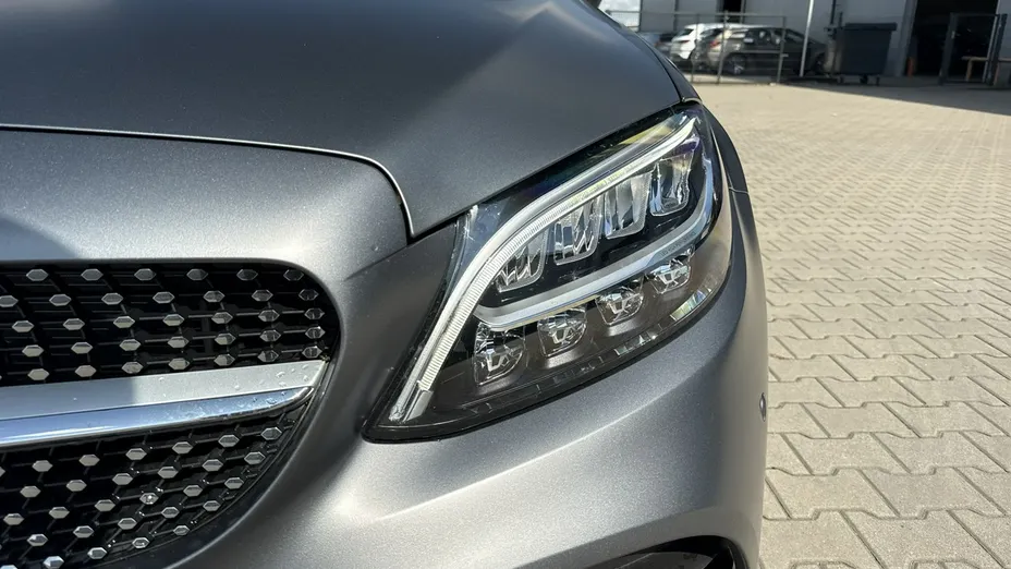 MERCEDES-BENZ C Klasa -