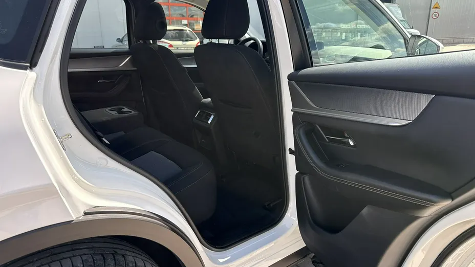 MAZDA CX-60 -