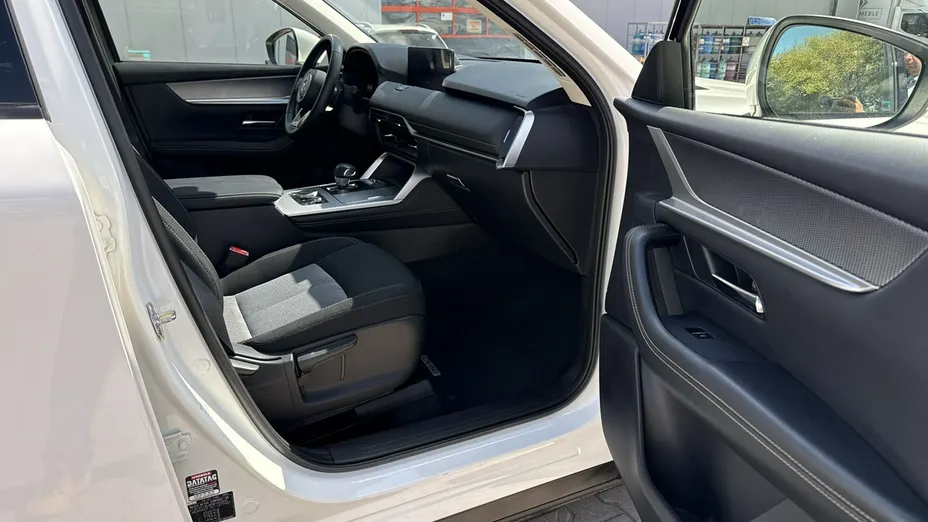 MAZDA CX-60 -