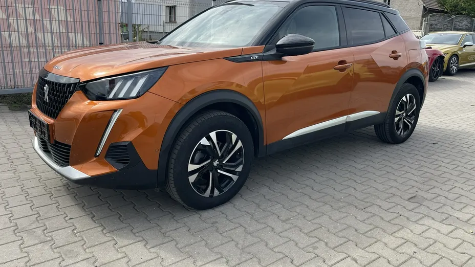 PEUGEOT 2008 -
