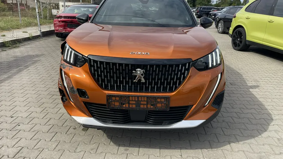 PEUGEOT 2008 -