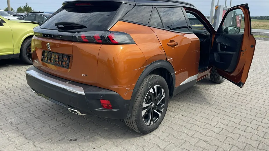 PEUGEOT 2008 -