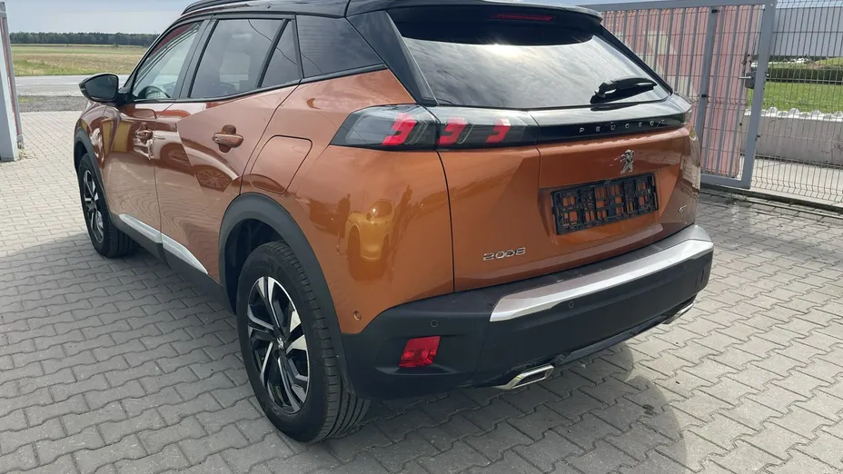 PEUGEOT 2008 -