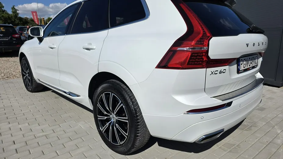 VOLVO XC60 -