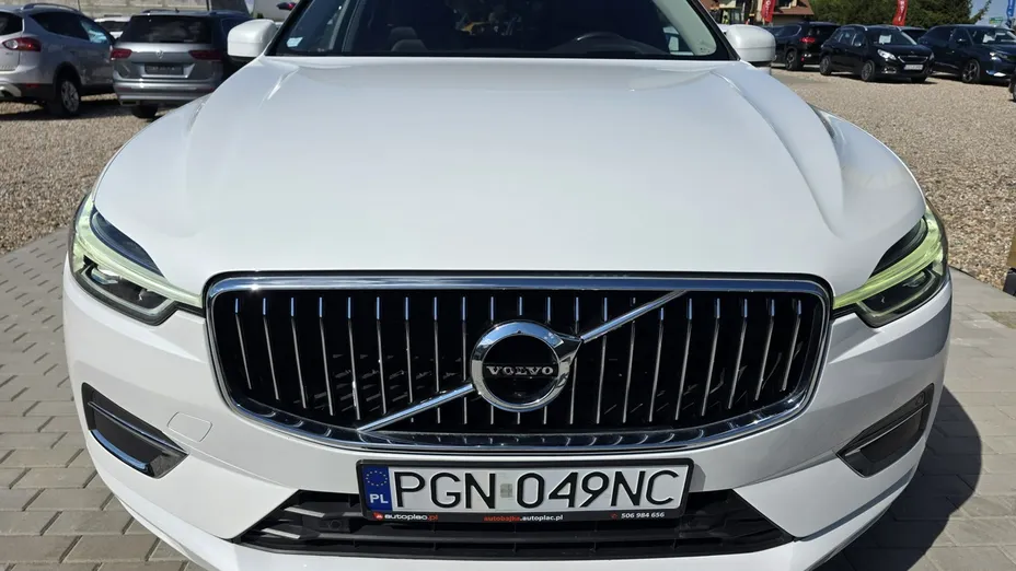 VOLVO XC60 -